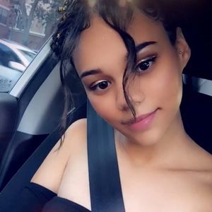 Meet your Posher, Angie